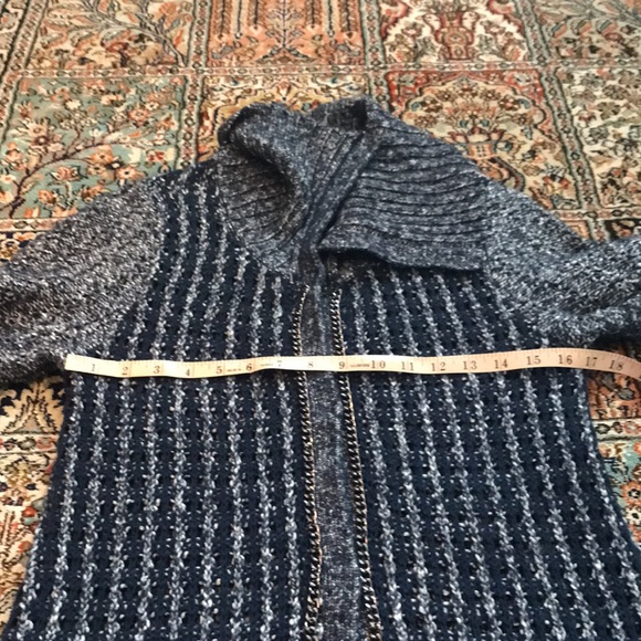 Gorgeous navy and white Chico’s long cardigan - Picture 14 of 16